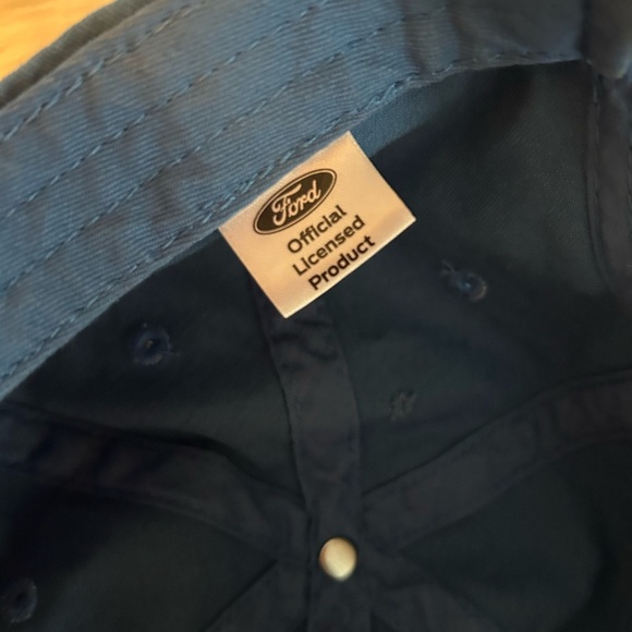Official ford license cap - Picture 5 of 5